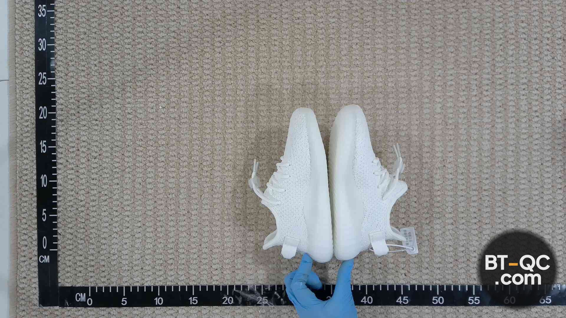 Yeezy Sneakers