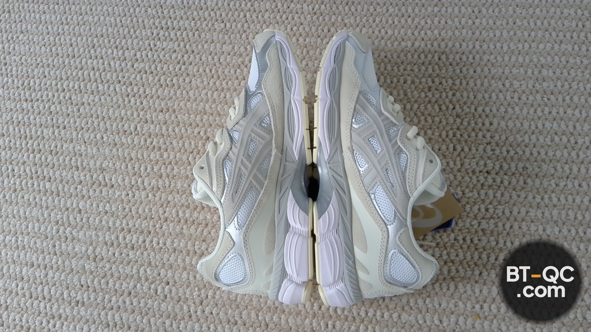 Asics Sneakers