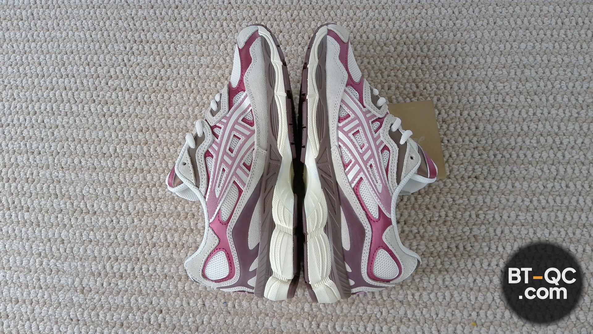 Asics Sneakers