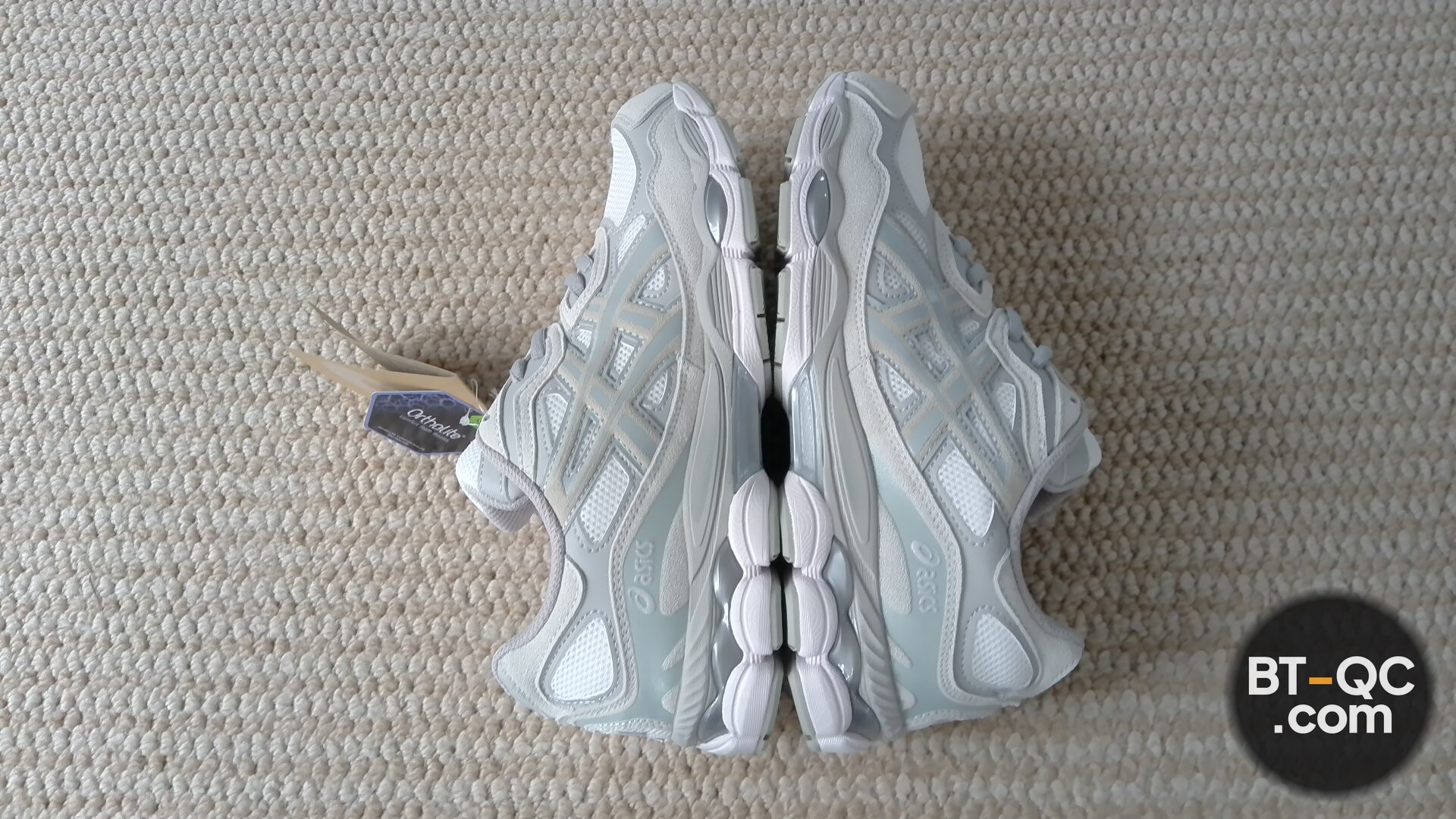 Asics Sneakers